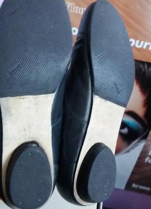 Шкіряні сині туфлі-оксфорди броги на шнурках everybody раз.40 (26 см)3 фото