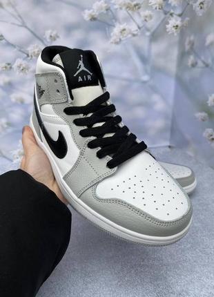 Кроссовки женские найк nike air jordan retro