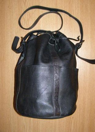 Ексклюзив стильна сумка рюкзак через плече. шкіра