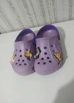 Crocs c 6-7 2