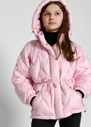 Стильная демисезонная куртка розовая