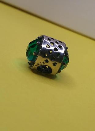 Шарм пандора стерлинговое серебро 925 проба цирконий большой зелёный камень сердечки овальный камешки4 фото