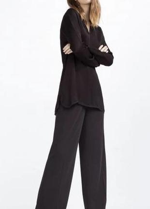 Чёрная воздушная блуза с полуоткрытой спиной