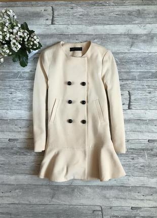 Бежевый тренч zara