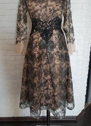 Французьке ошатне плаття кльош р-р 38