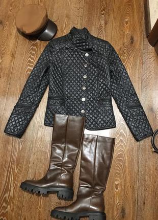 Тренд сезона. стеганная куртка пиджак фирмы gina bacconi