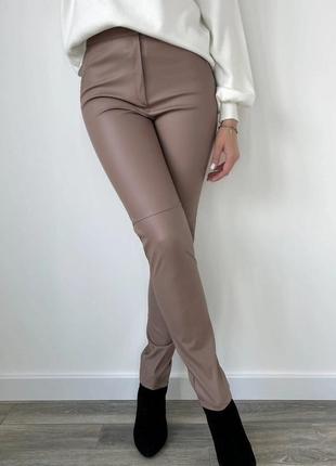 Стильные кожаные женские штанишки брючки1 фото