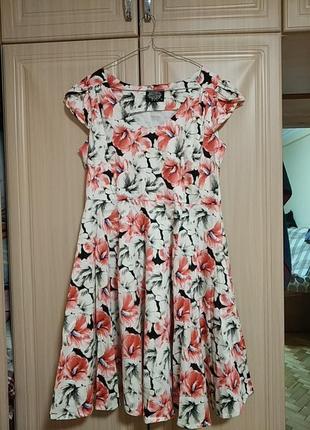 Нарядное хлопковое  летнее платье