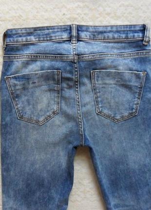 Стильные джинсы скинни c рваностями clockhouse, 36 размер.3 фото