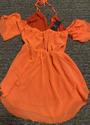 Лёгкое яркое коралловое летнее шифоновое платье сарафан с оголенными плечами xs s m l7 фото