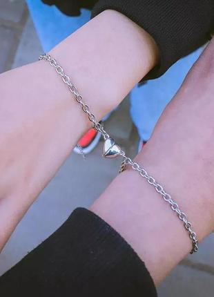 Парні браслети з магнітом серцем