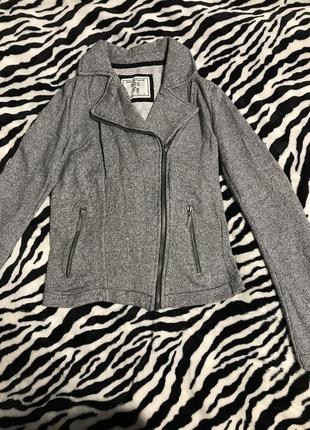 Кофта bershka під косуху