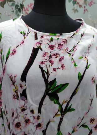 Легкая блузка в растительный принт, футболка4 фото