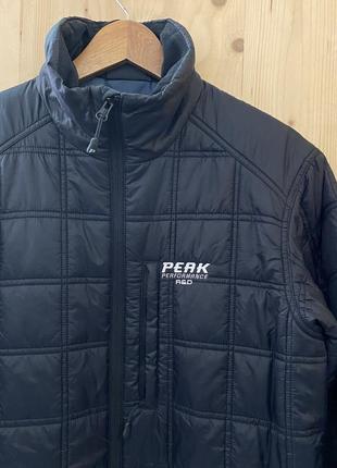 Стьобана куртка peak performance2 фото