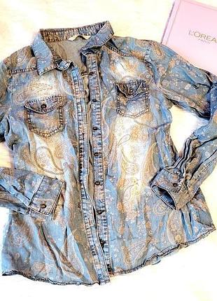 Крута джинсова сорочка