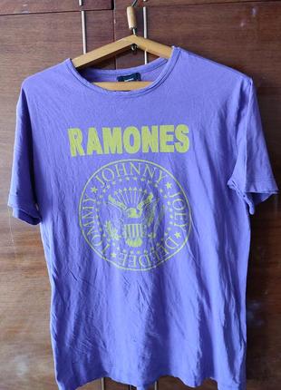 Футболка ramones