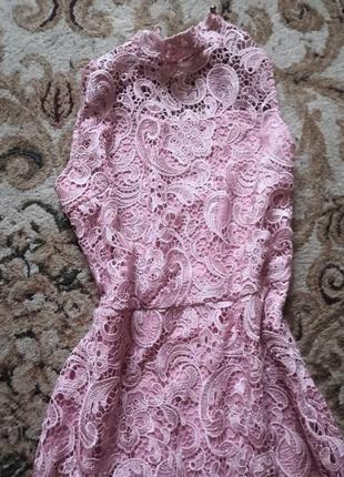 Розовое платье с гипюром, вышивка2 фото