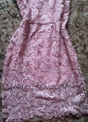 Розовое платье с гипюром, вышивка3 фото