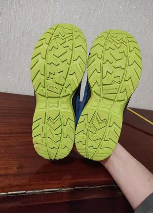 Кроссовки 3