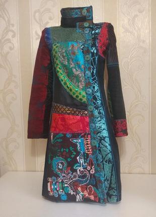 Пальто десигуаль, вышивка, фактура покрой типа кимоно2 фото