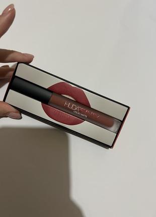 Huda beaty liquid matte рідка матова помада для губ