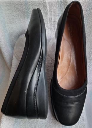 Шкіряні туфлі rockport