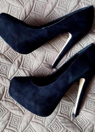 Замшеві туфлі Carvela kurt geiger
