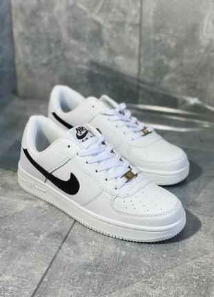 Nike air white black брендовые беляе кроссовки найк жіночі білі трендові кросівки6 фото