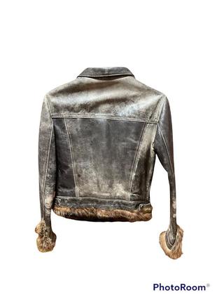 Кожанка з хутром італія