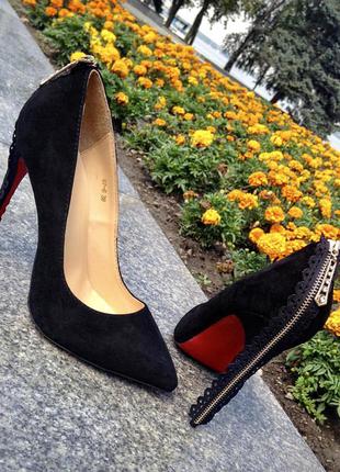 Дизайнерські туфлі ручної роботи у наявності !