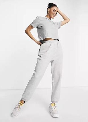 Базовий сірий топ