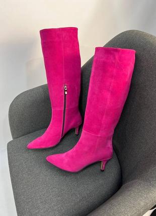 Жіночі чоботи на шпильці 6 см з натуральної замші кольору барберрі