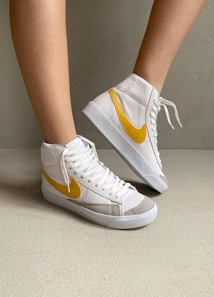 Nike blazer vintage yellow sale