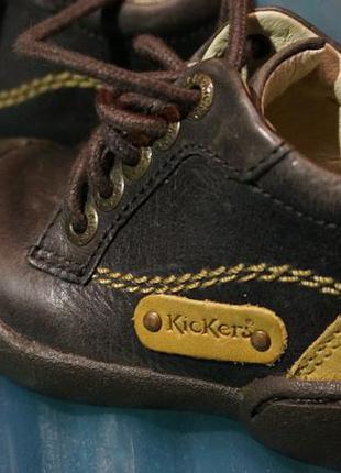 Шкіряні черевички kickers