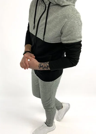 Мужской демисезонный костюм "двойка" на молнии с капюшоном

(артикул 2030 black)