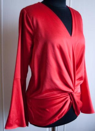 Блуза червона сатинова, цікавого фасону
