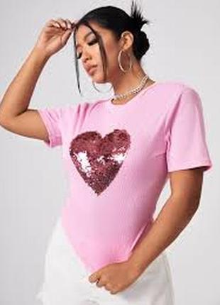 Стильна легка футболка ніжно пудрово рожева з паєтками