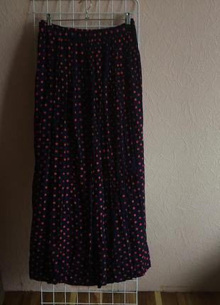 Жіноча спідниця