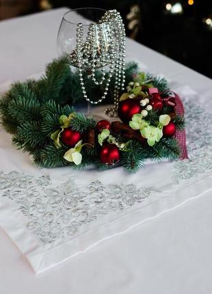 Вишита столешня едельвіка сяйво р.0.60*0.60 (400-17/00) срібна