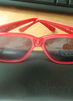 Яркие фирменные солнцезащитные очки5 фото
