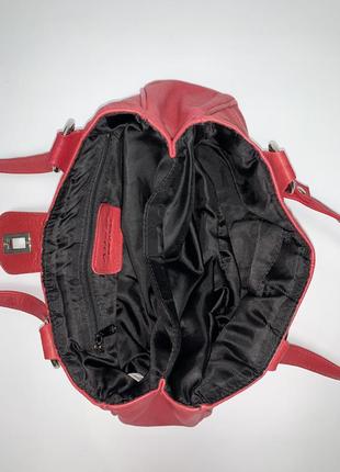 Индия! кожаная фирменная сумка- багет на плечо allzere.5 фото