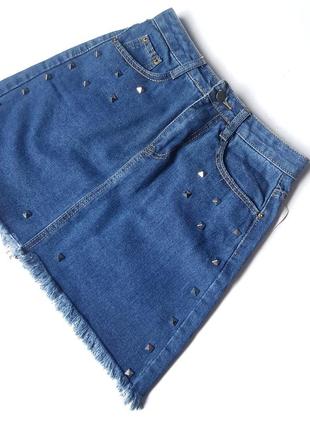 Юбка джинсовая синяя с заклепками5 фото