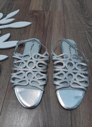 Сріблясті босоніжки tamaris