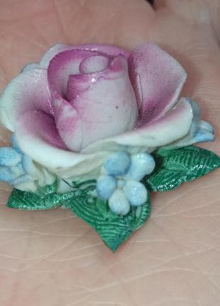 Керамическая брошь роза capo dimonte porcelain jewellery handmade in italy2 фото