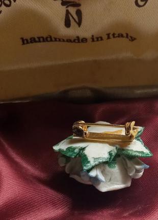 Керамическая брошь роза capo dimonte porcelain jewellery handmade in italy3 фото