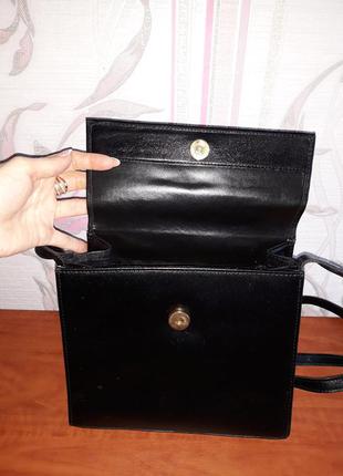 Стильная черная сумка кожа с кожзамом5 фото