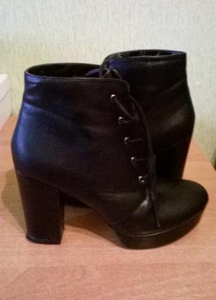 Демісезонні черевики 41р