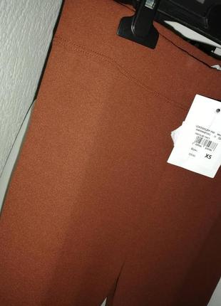 Штаны трикотаж расклешенные корица коричневый3 фото