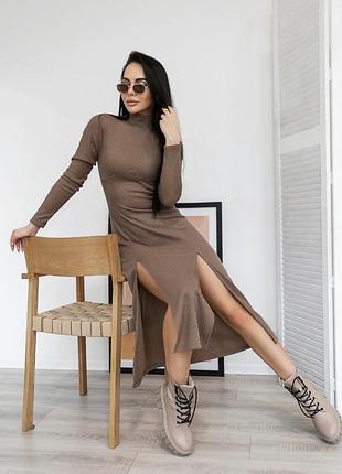 Сукня міді з двома розрізами
