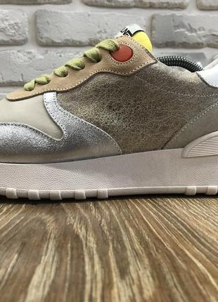 Кроссовки meline